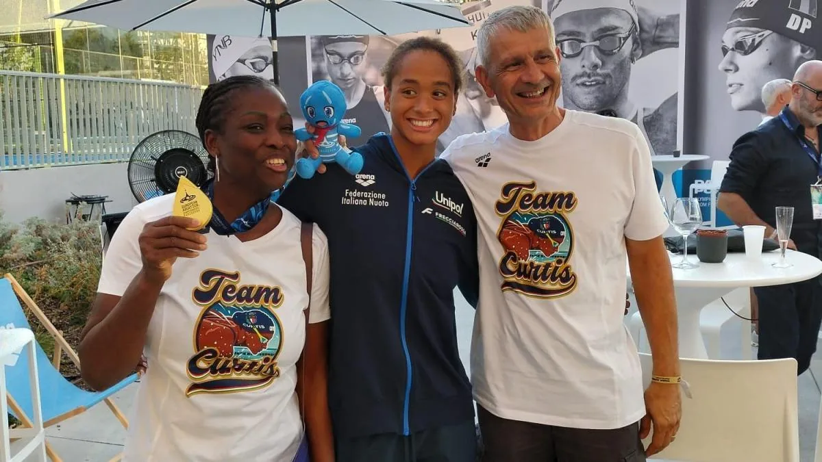 Curtis senza fine a Parigi, oro e altro record del mondo