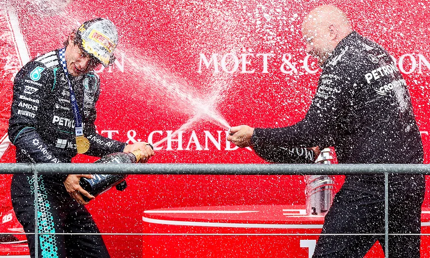 F1 | Allison: "Tutti sviluppano mezzo secondo ogni due mesi, essere fuori fase fa abbastanza paura" - Motorsport.com