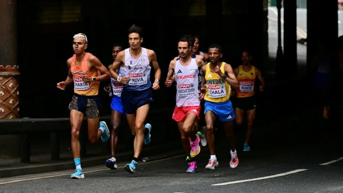 Europei, Riva show nella maratona: secondo a 7" dall'oro. E festa per le azzurre: argento a squadre - La Gazzetta dello Sport