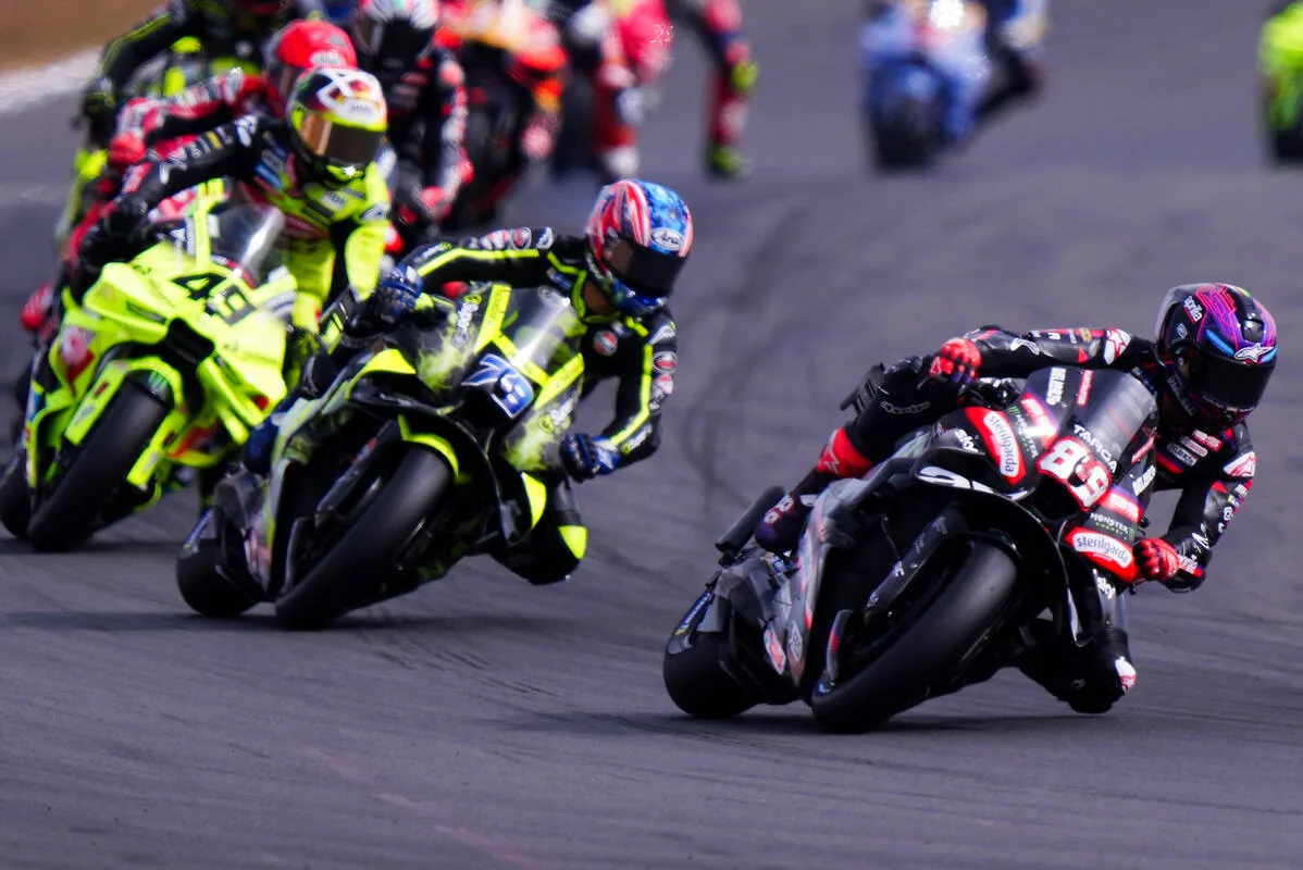 Aprilia lanciatissima: solo problemi di abbondanza. Marquez fiuta la preda