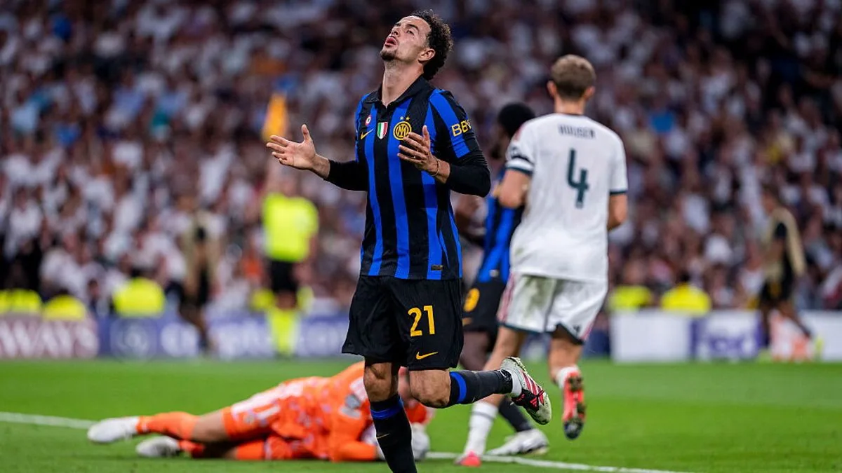 Mourinho: "Gara pazza, poteva finire 5-0, 5-5, 6-5. Fantastica per tutti, tranne per me e Chivu..."